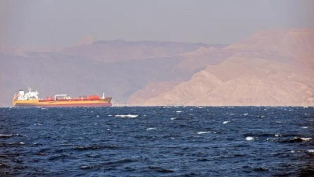 আবারো বন্ধ হল হরমুজ প্রণালি, কারণ স্পষ্ট করল ইরান