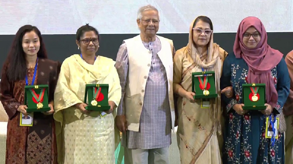 বেগম রোকেয়া পদক পেলেন চার বিশিষ্ট নারী