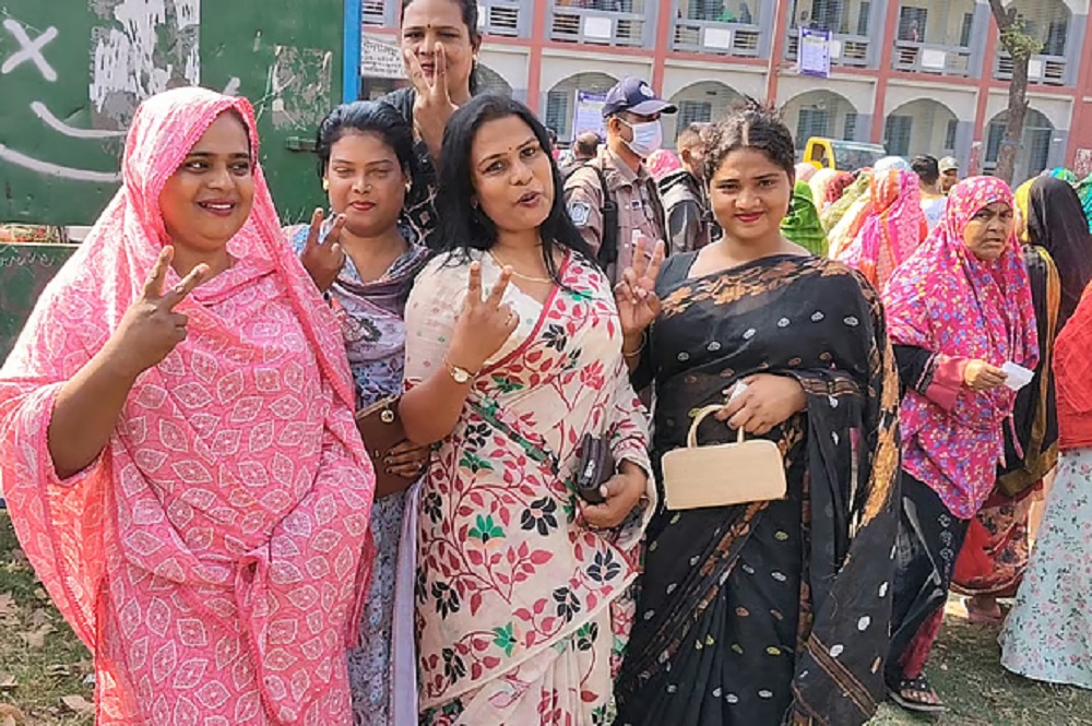 স্বীকৃতি ও সমান অধিকারের দাবিতে সরব তৃতীয় লিঙ্গের নাগরিকরা