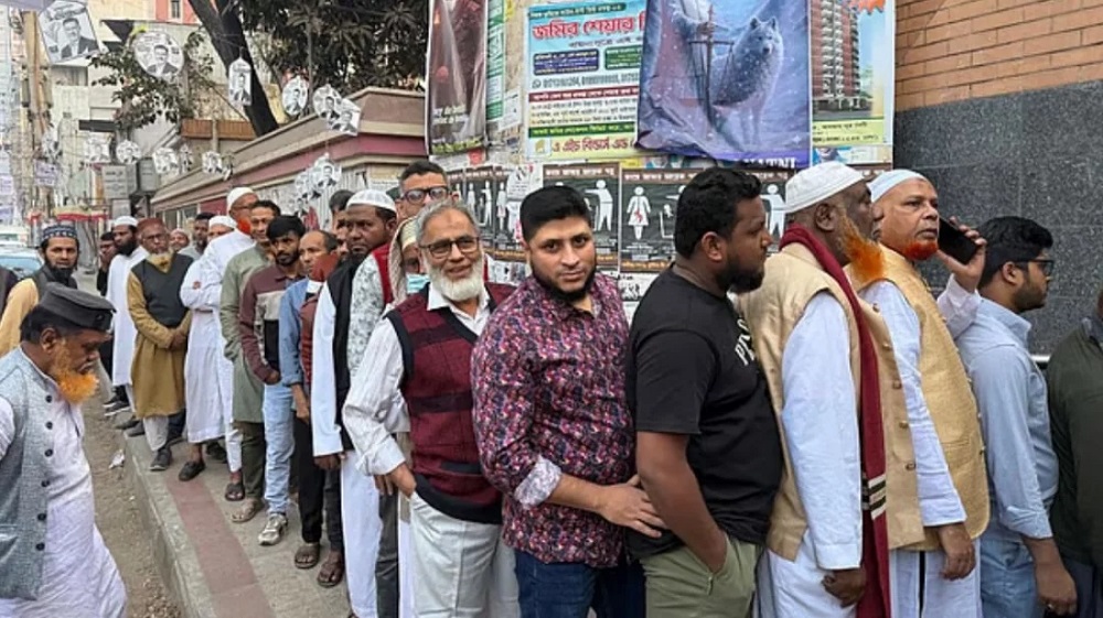 ত্রয়োদশ জাতীয় সংসদ নির্বাচনে ভোটগ্রহণ শুরু