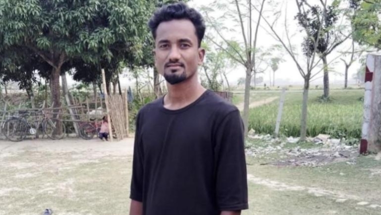 গোদাগাড়ীতে স্কেভেটর ব্যবসায়ীর কাছে চাঁদা দাবি, প্রাণনাশের হুমকি