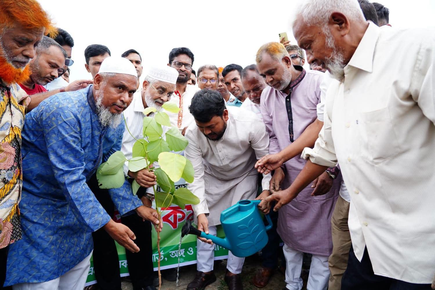 রাজশাহী মহানগরে বোয়ালিয়া থানা পূর্ব বিএনপির উদ্যোগে বৃক্ষরোপণ
