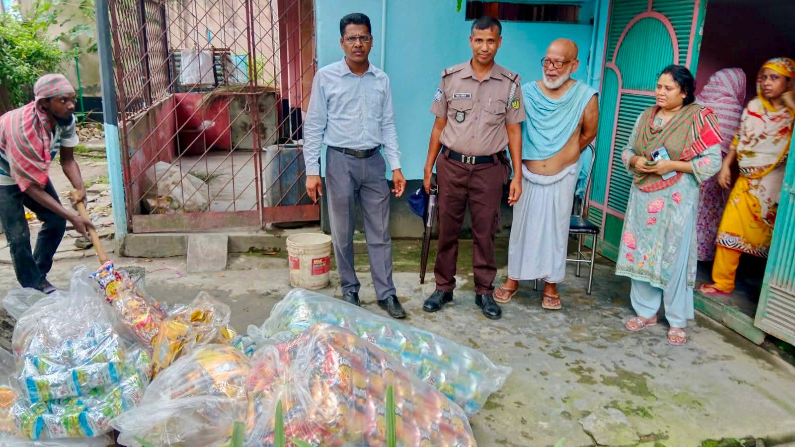 নকল ও অননুমোদিত চিপস তৈরি ও বিক্রি