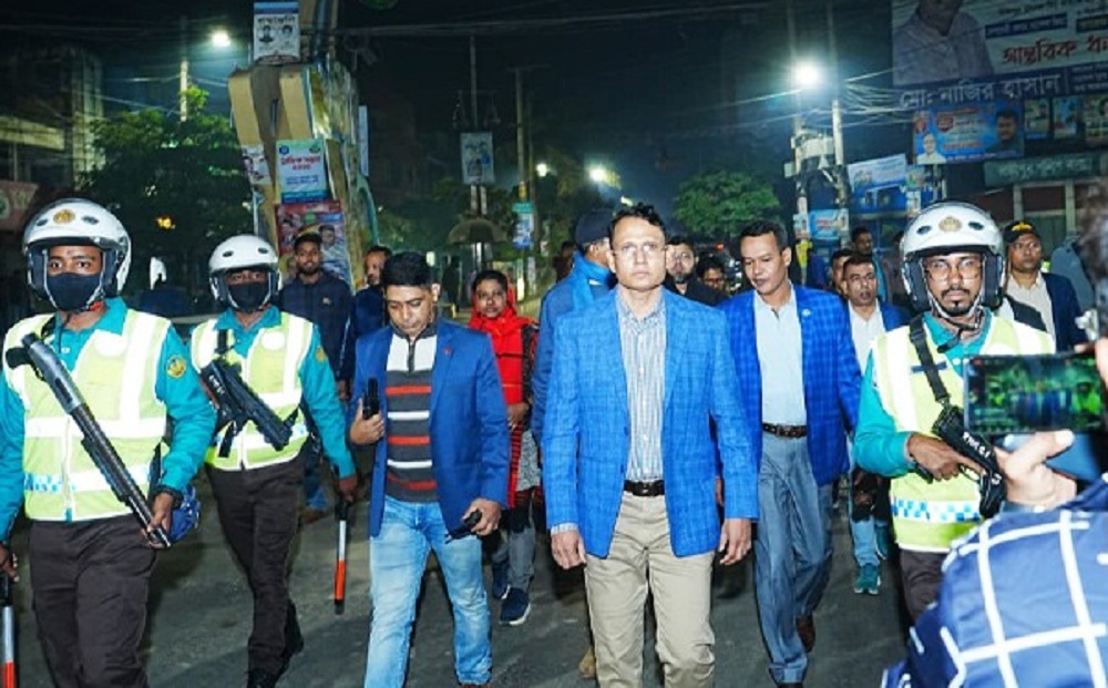 আইনশৃঙ্খলা উন্নয়নে মাঠে আরএমপি কমিশনার