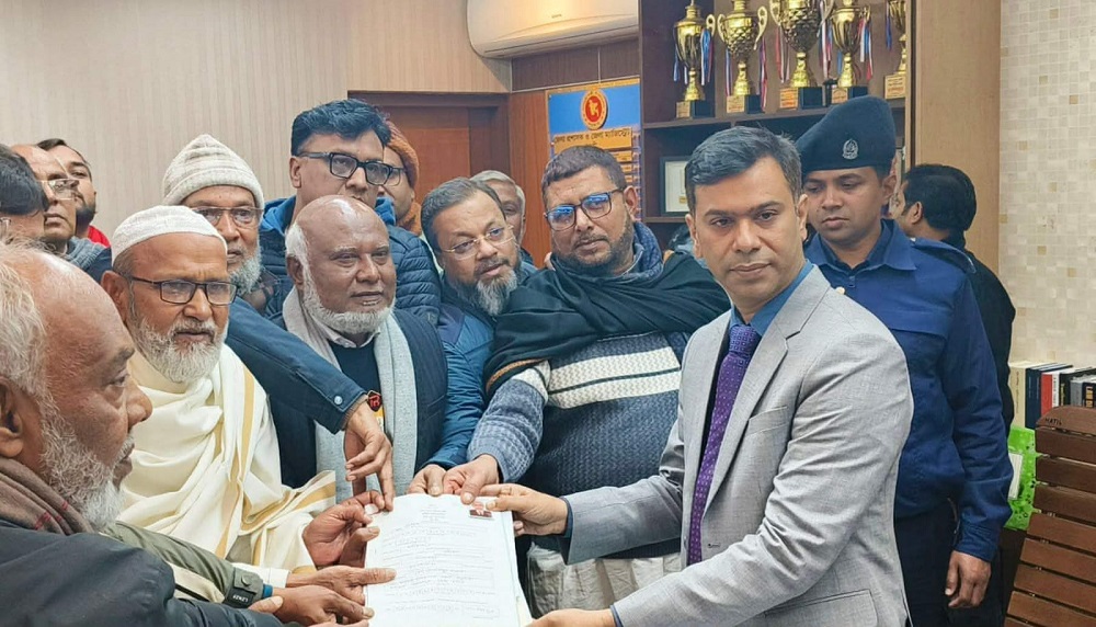 নওগাঁ-১ আসনে বিএনপির মনোনীত মোস্তাফিজুর রহমানের মনোনয়ন জমা