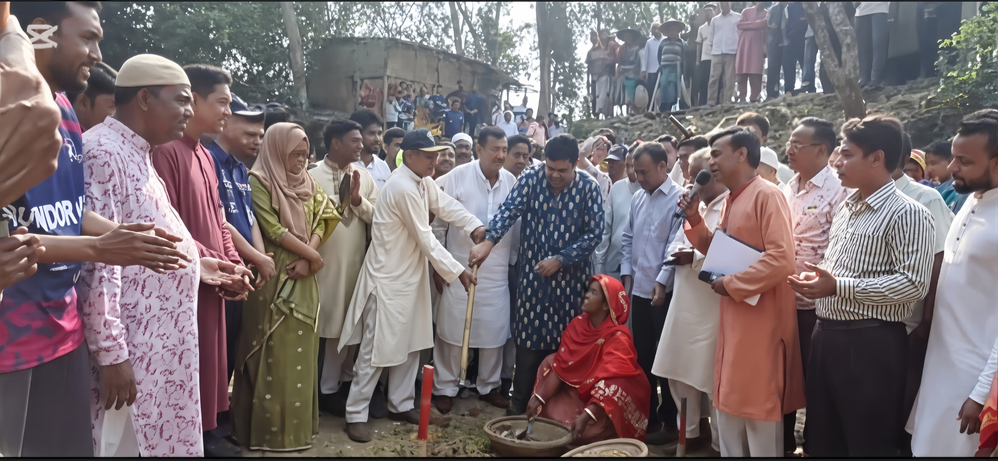 গোদাগাড়ীতে উন্নয়নের জোয়ার প্রধানমন্ত্রীর প্রতিশ্রুতি বাস্তবায়নে খাল খনন কর্মসূচির জমকালো উদ্বোধন
