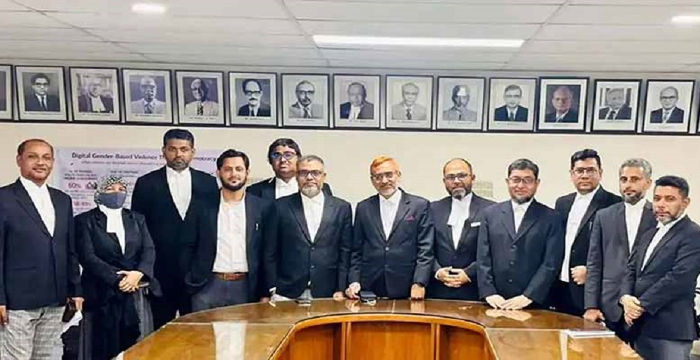 একযোগে পদত্যাগ করলেন ১৭ ডেপুটি ও সহকারী অ্যাটর্নি জেনারেল