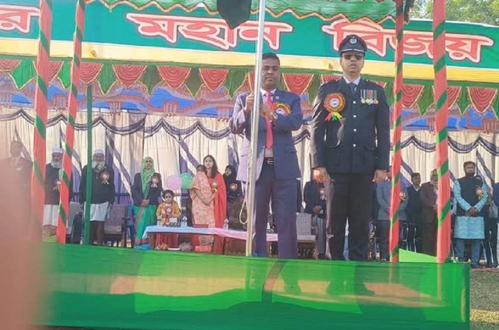 চাঁপাইনবাবগঞ্জের নাচোলে যথাযোগ্য মর্যাদায় ৫৪তম মহান বিজয় দিবস উদযাপন